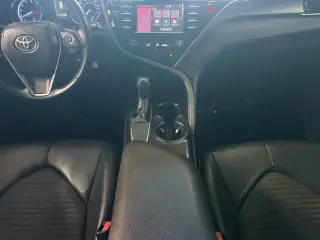 Toyota Camry 2018 SE 4dr Sedan