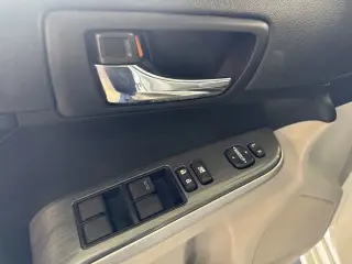 Toyota Camry Hybrid 2012 LE 4dr Sedan