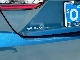 Toyota Camry 2025 LE 4dr Sedan