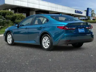 Toyota Camry 2025 LE 4dr Sedan
