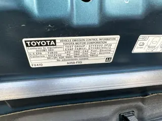 Toyota Camry 2025 LE 4dr Sedan