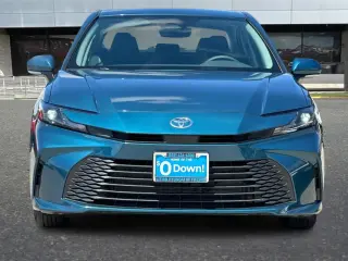 Toyota Camry 2025 LE 4dr Sedan