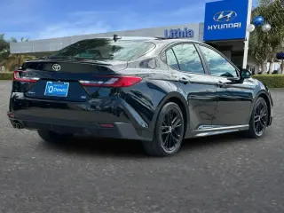 Toyota Camry 2026 SE 4dr Sedan