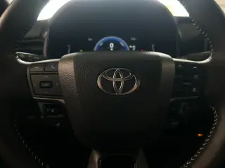Toyota Camry 2026 SE 4dr Sedan