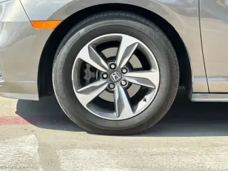 Honda Odyssey 2019 Touring 4dr Mini-Van