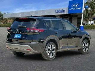 Nissan Rogue 2022 AWD SV 4dr Crossover