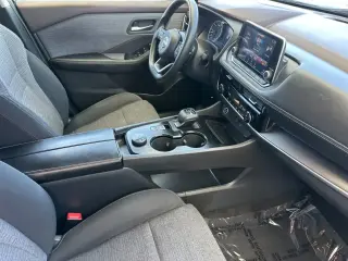 Nissan Rogue 2022 AWD SV 4dr Crossover