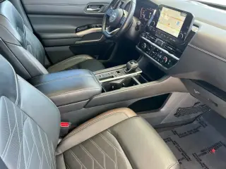 Nissan Pathfinder 2023 Platinum 4dr SUV
