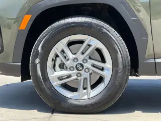 Hyundai TUCSON 2025 AWD SE 4dr SUV