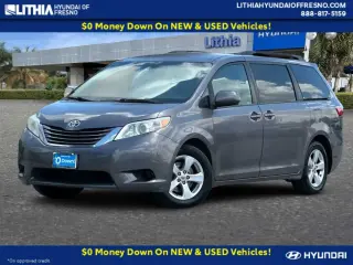 Toyota Sienna 2015 LE 7-Passenger Auto Access Seat 4dr Mini-Van
