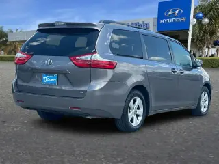 Toyota Sienna 2015 LE 7-Passenger Auto Access Seat 4dr Mini-Van