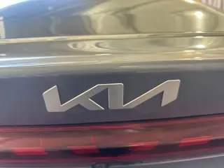 Kia K5 2022 LXS 4dr Sedan