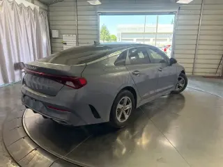Kia K5 2022 LXS 4dr Sedan
