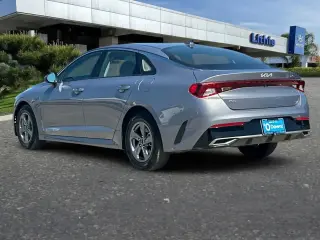 Kia K5 2022 LXS 4dr Sedan