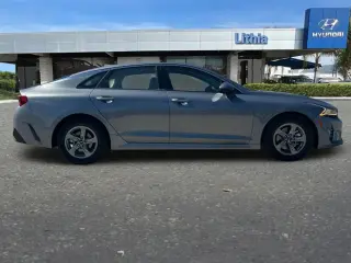 Kia K5 2022 LXS 4dr Sedan