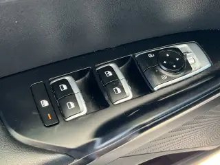 Kia K5 2022 LXS 4dr Sedan