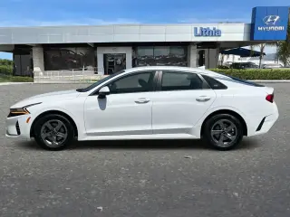 Kia K5 2022 LXS 4dr Sedan