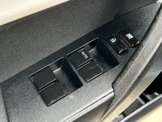 Toyota Corolla 2016 LE Plus 4dr Sedan