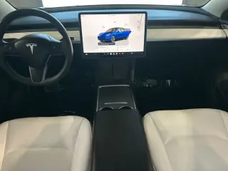 Tesla Model 3 2022 4dr Sedan