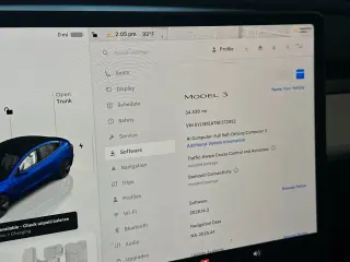 Tesla Model 3 2022 4dr Sedan