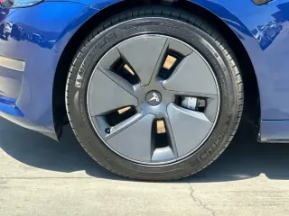 Tesla Model 3 2022 4dr Sedan
