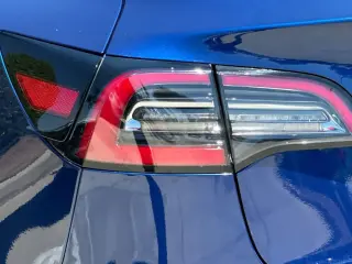 Tesla Model 3 2022 4dr Sedan