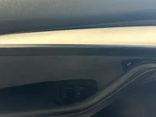 Tesla Model 3 2022 4dr Sedan