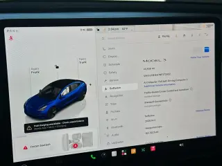 Tesla Model 3 2022 4dr Sedan