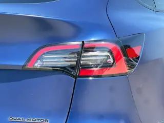 Tesla Model Y 2023 AWD Long Range 4dr Crossover