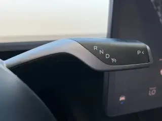 Tesla Model Y 2023 AWD Long Range 4dr Crossover