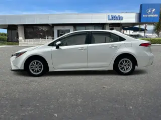 Toyota Corolla Hybrid 2022 LE 4dr Sedan