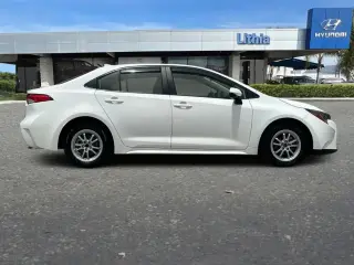 Toyota Corolla Hybrid 2022 LE 4dr Sedan