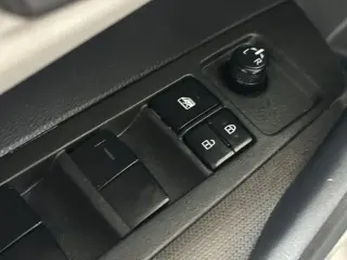 Toyota Corolla Hybrid 2022 LE 4dr Sedan