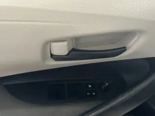 Toyota Corolla Hybrid 2022 LE 4dr Sedan
