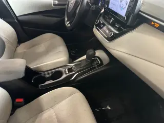 Toyota Corolla Hybrid 2022 LE 4dr Sedan