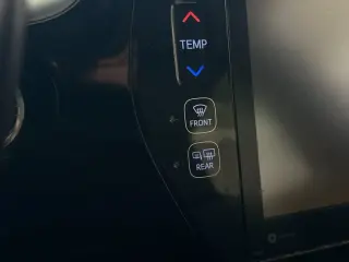 Toyota Prius Prime 2022 XLE 4dr Hatchback