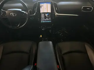 Toyota Prius Prime 2022 XLE 4dr Hatchback