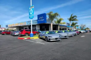 Toyota Prius Prime 2022 XLE 4dr Hatchback