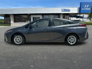 Toyota Prius Prime 2022 XLE 4dr Hatchback