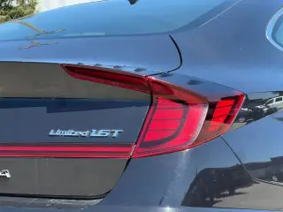 Hyundai SONATA 2023 Limited 4dr Sedan