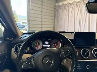 Mercedes-Benz GLA 2016 AWD GLA 250 4MATIC 4dr SUV