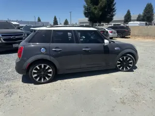 MINI Hardtop 4 Door 2017 Cooper S 4dr Hatchback