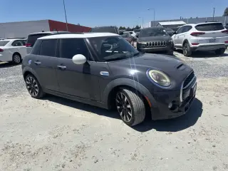 MINI Hardtop 4 Door 2017 Cooper S 4dr Hatchback