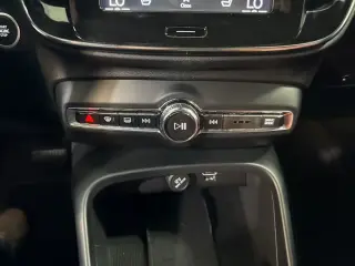 Volvo XC40 2020 AWD T5 Momentum 4dr SUV
