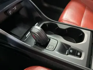 Volvo XC40 2020 AWD T5 Momentum 4dr SUV