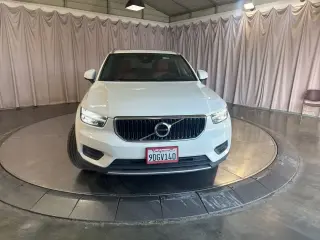 Volvo XC40 2020 AWD T5 Momentum 4dr SUV