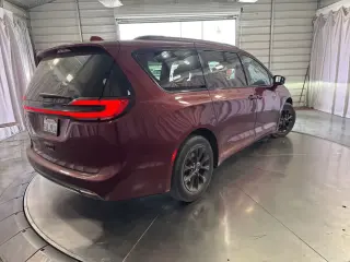 Chrysler Pacifica 2021 Touring L 4dr Mini-Van