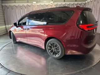 Chrysler Pacifica 2021 Touring L 4dr Mini-Van