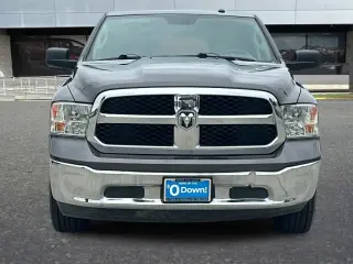Ram 1500 Classic 2020 4x2 Tradesman 4dr Crew Cab 5.5 ft. SB Pickup