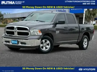 Ram 1500 Classic 2020 4x2 Tradesman 4dr Crew Cab 5.5 ft. SB Pickup